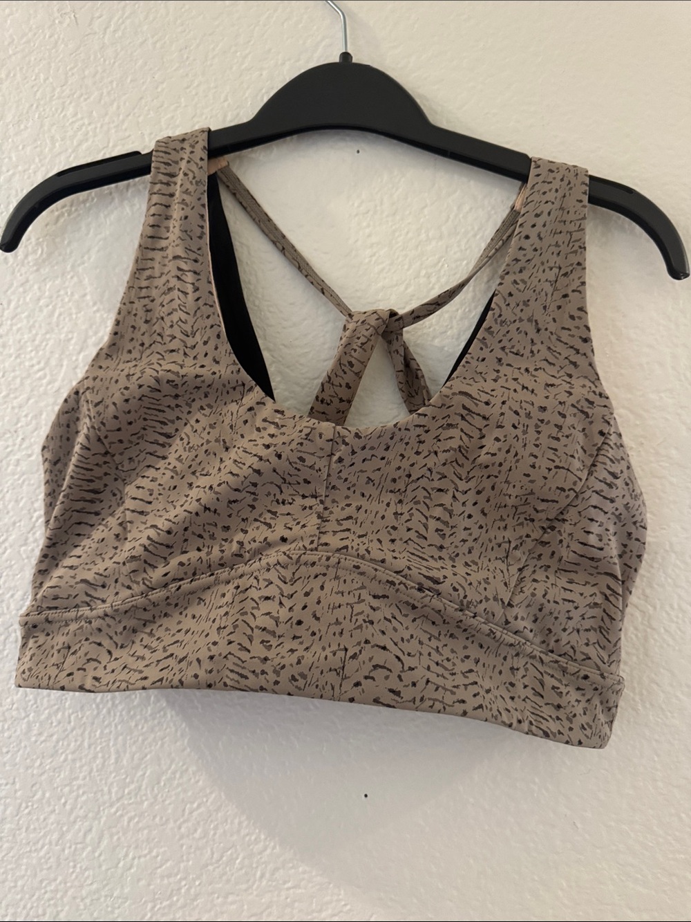 NWOT Varley Women's Taupe Printed Strappy Sports Bra